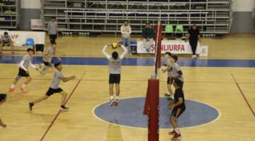 Şanlıurfa Büyükşehir Belediyesi Voleybolda Hedef Yükseltti