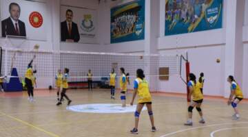 Haliliye Belediyesi, salon sporlarıyla gençleri destekliyor