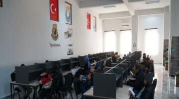 Haliliye Belediyesi, okuma salonu ile sessiz ve nezih çalışma ortamı sunuyor