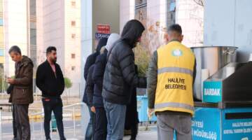 Haliliye Belediyesi, gönül çorbası ikramı ile yürekleri ısıtıyor