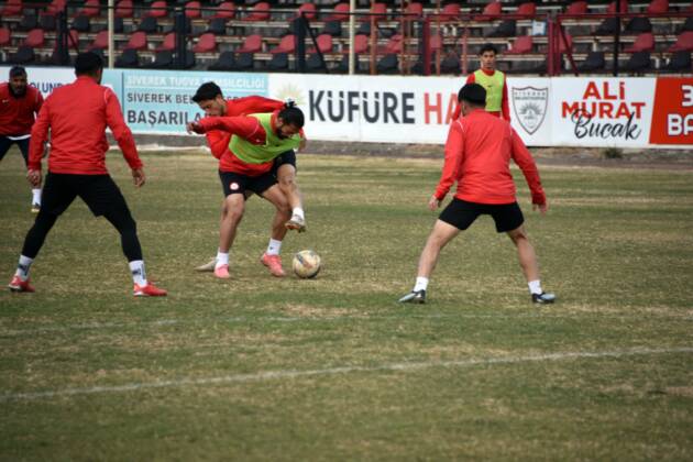 Siverek Belediyespor Elazığ Aksaray Maçı Hazırlıklarını Tamamladı