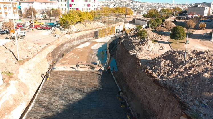 Şanlıurfa Taşkın Dereleri Yapım İşi Hızla Devam Ediyor