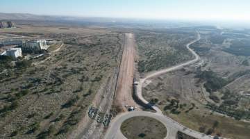 Şanlıurfa’da Ulaşımı Rahatlatacak Yeni Yol Projeleri Hız Kazandı