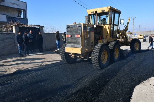 Yeni hayvan pazarı yolunda bakım ve onarım çalışması