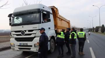 Şanlıurfa’da Hafriyat Kamyonları Ve Beton Mikserleri Denetlendi
