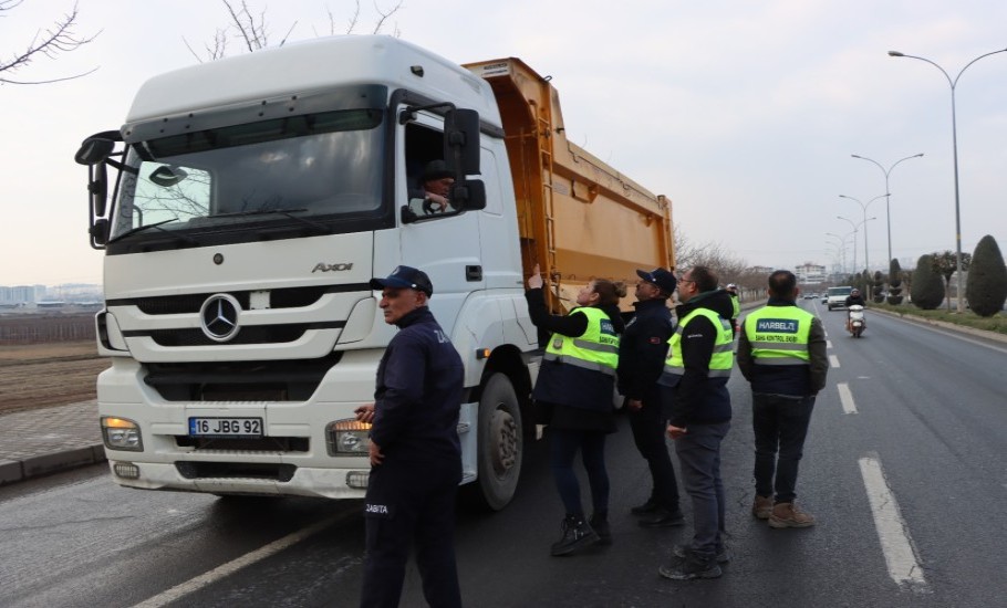 Şanlıurfa’da Hafriyat Kamyonları Ve Beton Mikserleri Denetlendi
