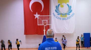 Gençler Haliliye Belediyesi ile kariyer hedeflerini belirliyor