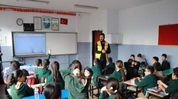 Haliliye Belediyesi öğrencilerin farkındalık eğitimlerine öncü oluyor