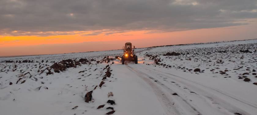 Şanlıurfa’da Karla Kapanan 250 Kilometrelik Yol Ulaşıma Açıldı