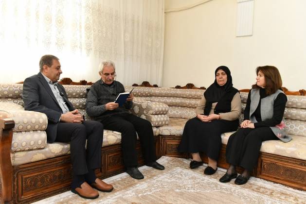 Vali Şıldak, Şanlıurfalı sanatçıları ziyaret etti