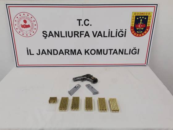 Şanlıurfa Jandarmadan ruhsatsız silah operasyonu!