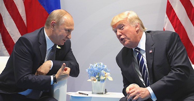 Trump ve Putin Ukrayna’da çözüm konusunda mutabık