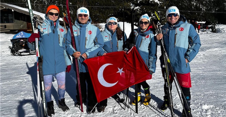 Türk gazeteciler ‘Alpler’de madalya kazandı