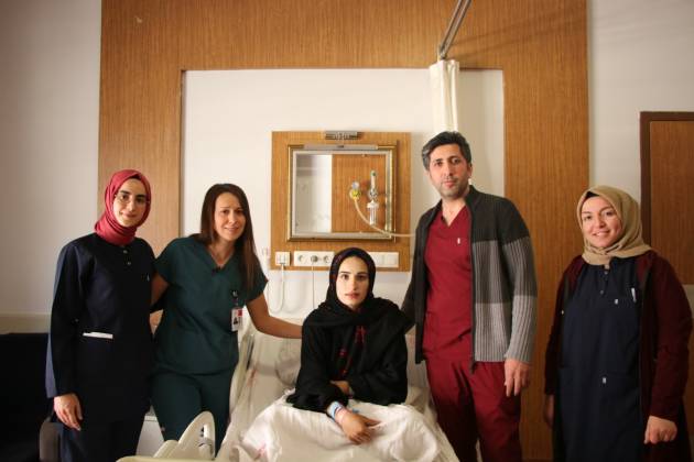 Şanlıurfa’da 32 yaşındaki anne, beşiz bebek dünyaya getirdi