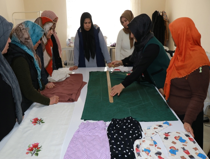 Haliliye Belediyesi’nden kadınlara meslek edindirme desteği