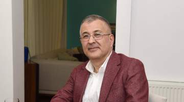 Biyomühendislikte Çığır Açan Profesör : “Bilim İnsanlarımız Ülkemize Geri Dönmeli”