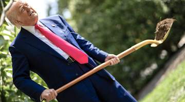 Trump ilk 100 gününde dünya düzenini alt-üst etti