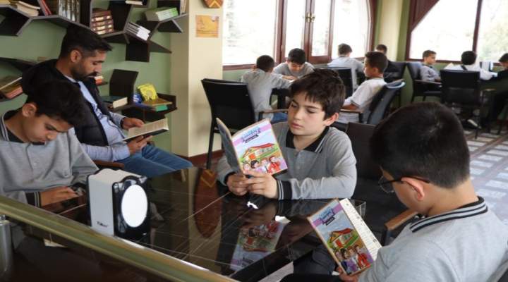 Okuma sevgisi Kitap Kafe’de filizleniyor