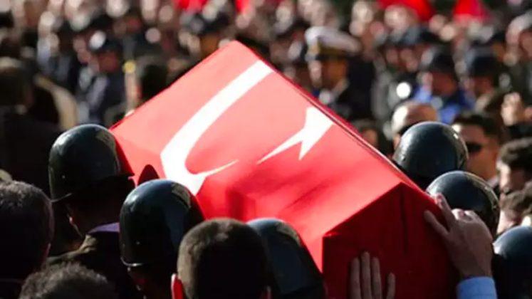 Pençe-Kilit bölgesinde yıldırım düşmesi sonucu 1 asker şehit oldu