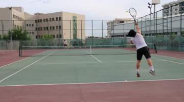 Şanlıurfa’da Gençlik Haftası Tenis Turnuvası başladı