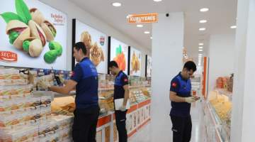Haliliye Belediyesi’nden tatlı ve şekerleme satış noktalarına sıkı denetim