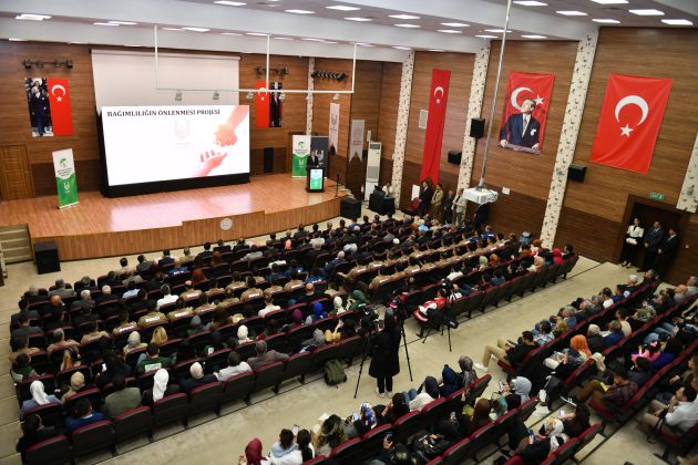 Şanlıurfa Bağımlılığa hep birlikte “Dur” diyor