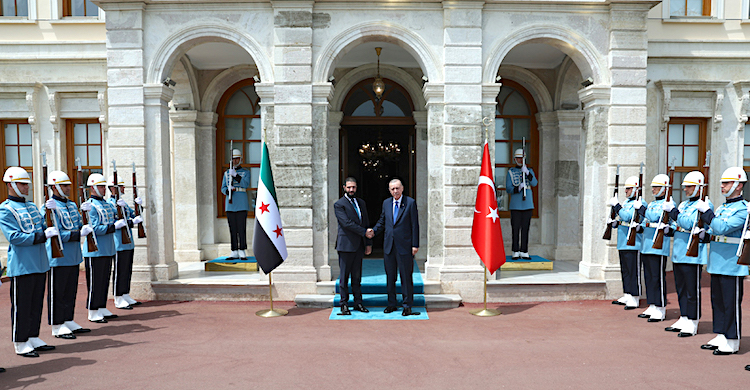 Şara ve Erdoğan İstanbul’da görüştü