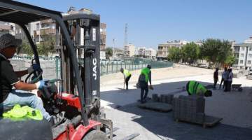 AHMET YESEVİ MAHALLESİ’NDE ÜSTYAPI ÇALIŞMALARI HIZLA DEVAM EDİYOR