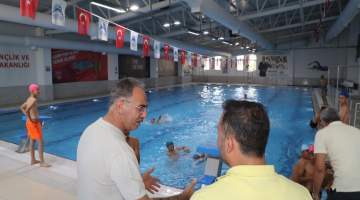 Başkan Kuş Gençleri Havuza Davet Etti