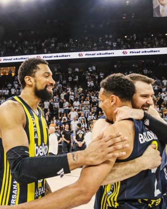 Fenerbahçe Beko şampiyonluk, Beşiktaş Fibabanka ise seriyi uzatmak için sahaya çıkacak