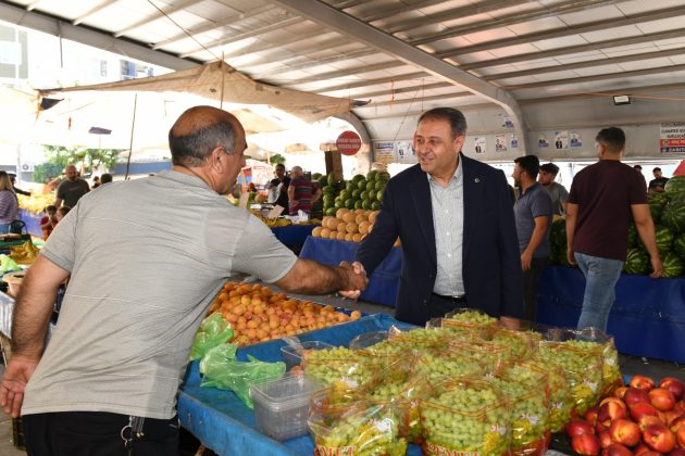 Vali Şıldak, pazar esnafını ziyaret etti