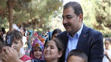 Başkan Canpolat, TÜGVA yaz okulu aile pikniğine katıldı