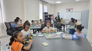 Eyyübiyeli Çocuklar Robotik Kodlama Öğreniyor