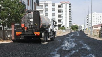 Siverek’te Üstyapı Çalışmaları Hız Kazandı