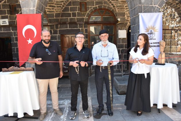 ”Marifet Asası” Sergisi Siverek’te Sanatseverlerle Buluştu