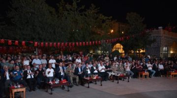 Başkan Bucak: “15 Temmuz karanlığı yaran bir milletin tanklara karşı imanla dirildiği gündür”