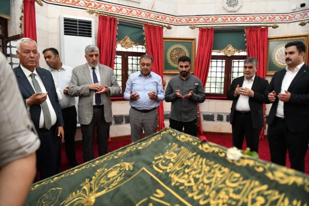 Vali Şıldak Eyyüp Nebi’de incelemede bulundu