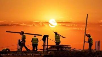 Sıcak Havalarda Çalışma Nasıl Olmalı?