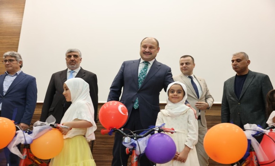 Büyükşehir 700 bisikletle Kur’an kursu öğrencilerine sevinç yaşattı