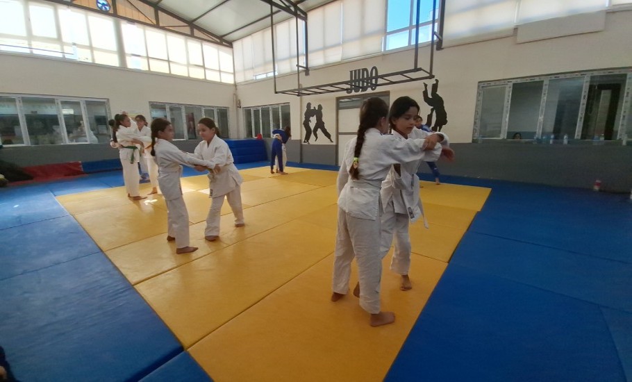Yaz kurslarında Judo sporuna yoğun ilgi