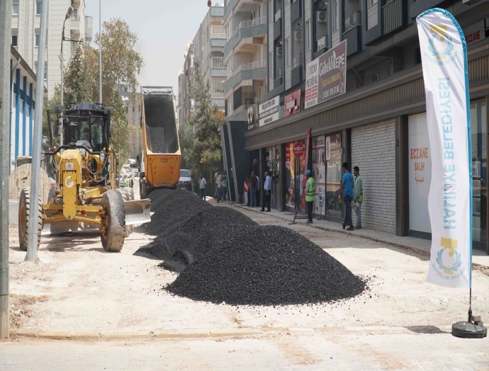 Haliliye Belediyesi’nden Veysel Karani mahallesine asfalt hizmeti