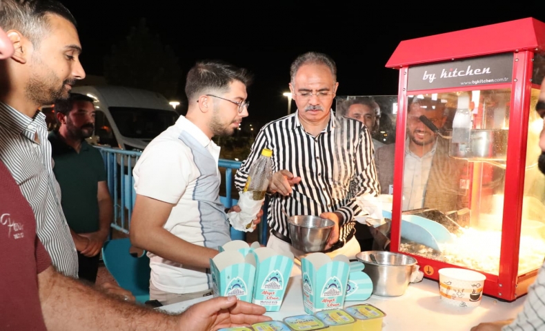 Eyyübiye Millet Bahçesi’nde Milli Maç Heyecanı Yaşandı