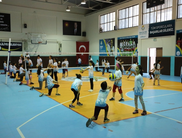 Haliliye’de yüz sporları okulları büyük ilgi gördü
