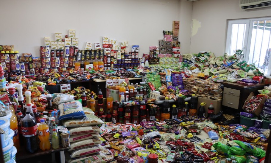 Kurtlanmış pirinçler, bozulmuş peynirler ele geçirildi