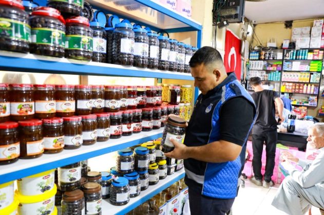 Harran Belediyesi Zabıta Ekipleri Marketleri Denetledi