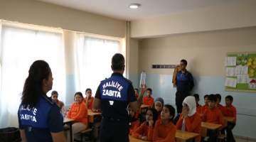 Haliliye Belediyesi’nden öğrencilere bilinçli tüketici semineri