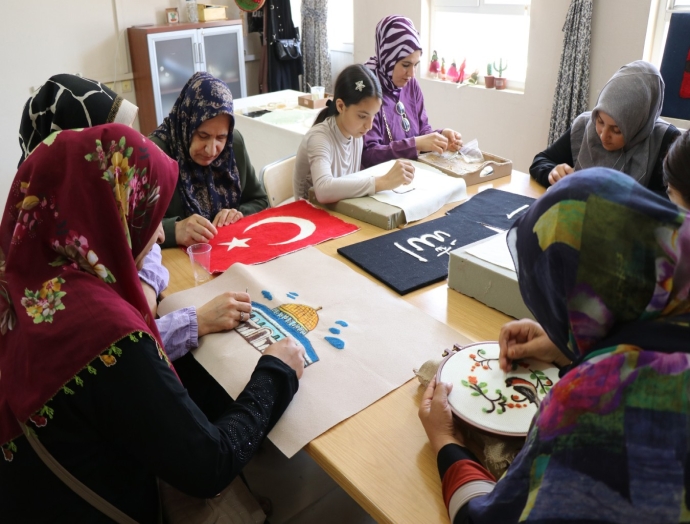 Haliliye’de kadınlara özel kurslarda yeni dönem kayıtları başladı