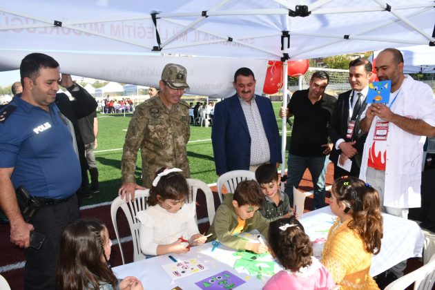 Siverek Belediyesinden TÜBİTAK bilim şenliğine destek