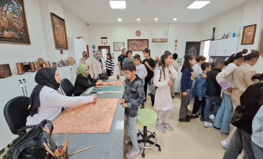 Kursiyer öğrencilerden engelli bireylere ziyaret