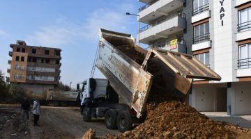 Siverek’te yol yapım çalışmaları aralıksız devam ediyor